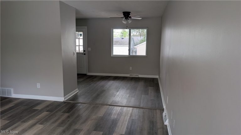 2201 Randall Street, Lorain, OH - Photo 3