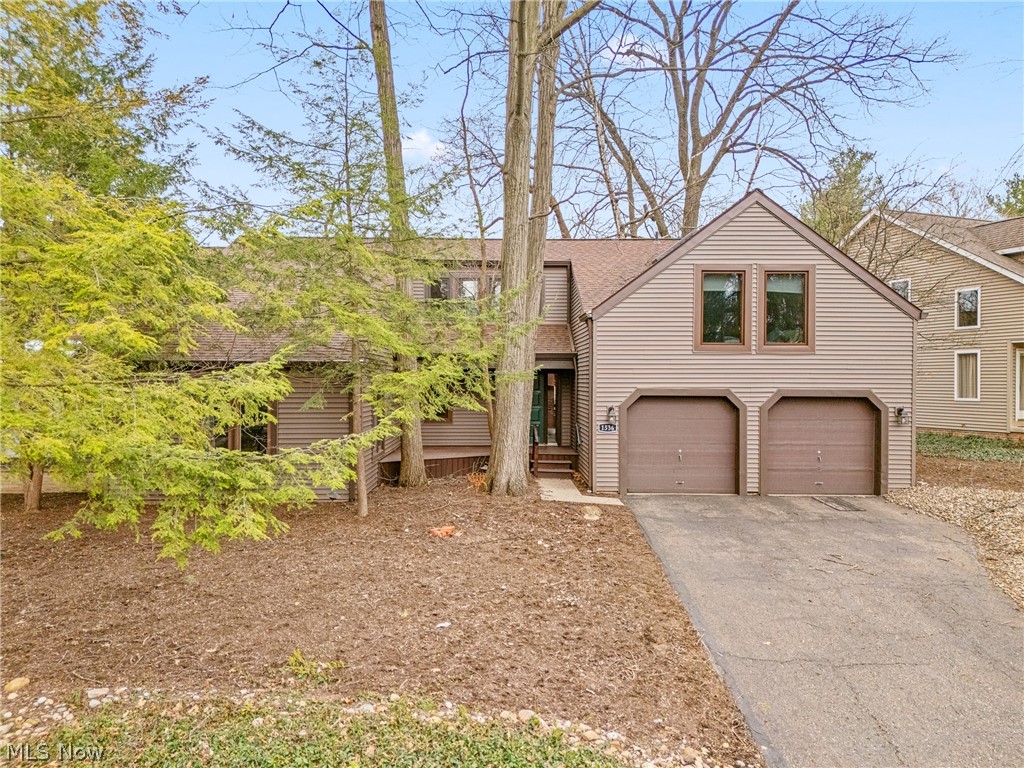 1536 Baycrest Drive, Canton, OH