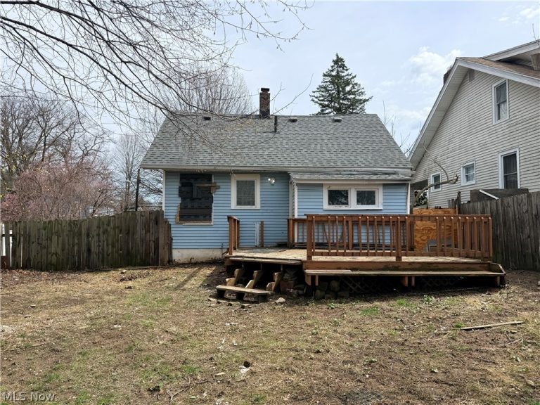 1282 Sawyer Avenue, Akron, OH - Photo 4