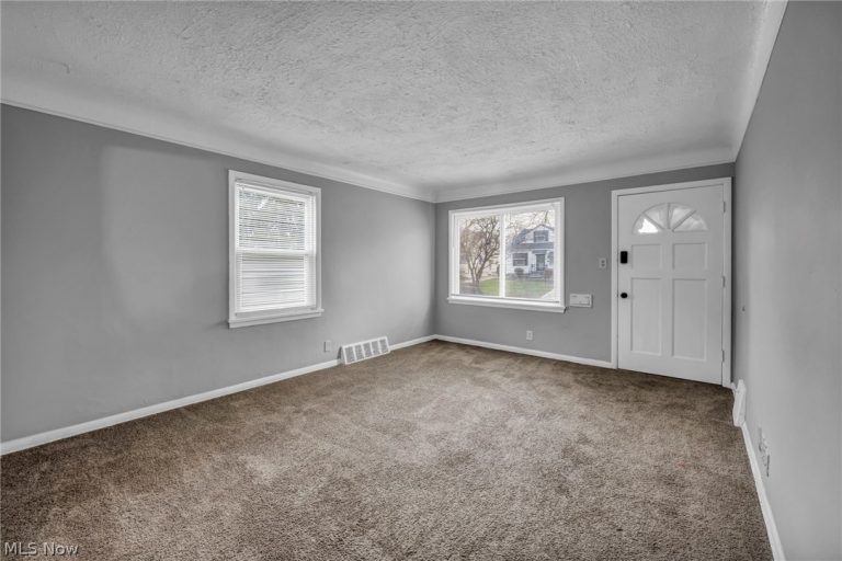 4310 162nd Street, Cleveland, OH - Photo 6