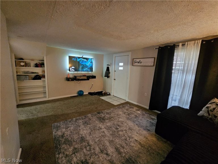 3102 Searsdale Avenue, Cleveland, OH - Photo 5