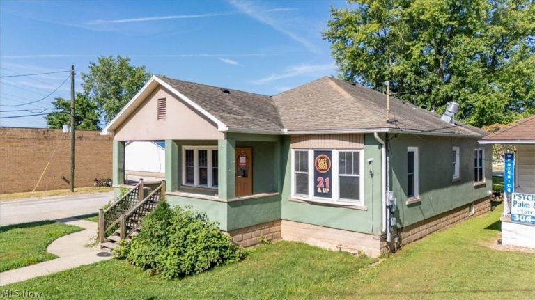 3653 Murdoch Avenue, Parkersburg, WV - Photo 5