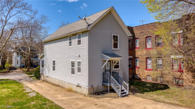 2221 71st Street, Cleveland, OH - Photo 3