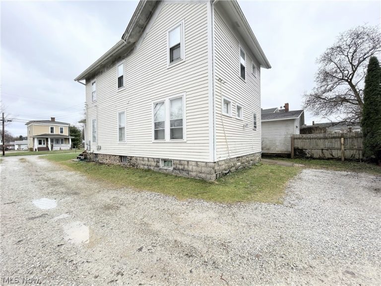 254 Eagle Street, Geneva, OH - Photo 4