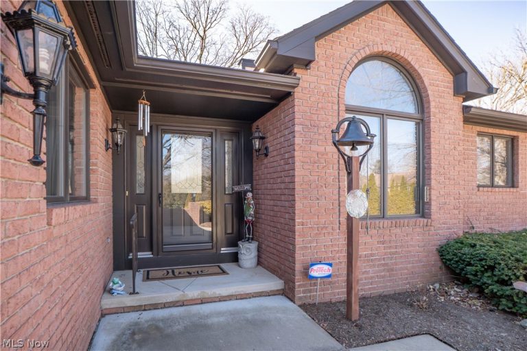 101 Circle Drive, Canton, OH - Photo 4