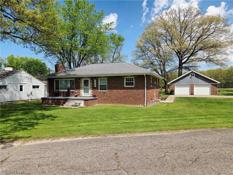 5869 Oberlin Road, Amherst, OH - Photo 2