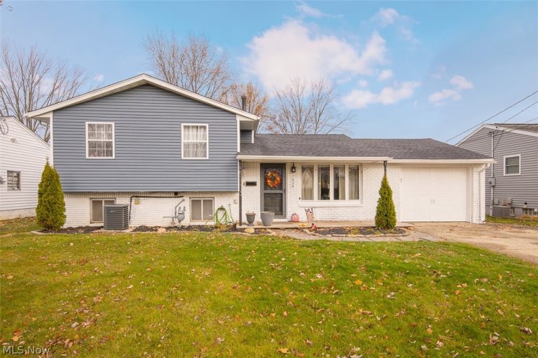 926 Sherwood Drive, Elyria, OH, 44035