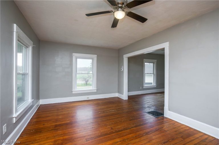 2 Ohio Avenue, Massillon, OH - Photo 5