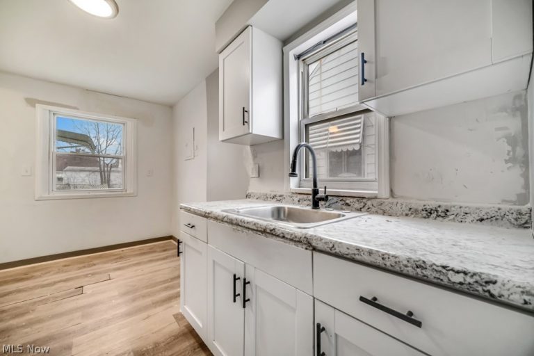 3753 117th Street, Cleveland, OH - Photo 8