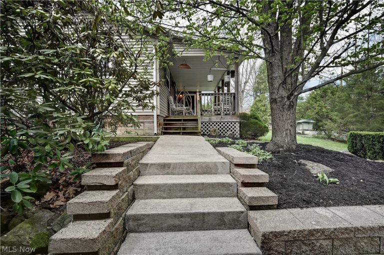 2041 Thrasher Road, Carrollton, OH - Photo 4