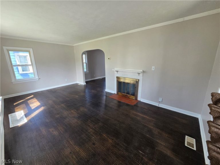 3757 Grosvenor Road, South Euclid, OH - Photo 2
