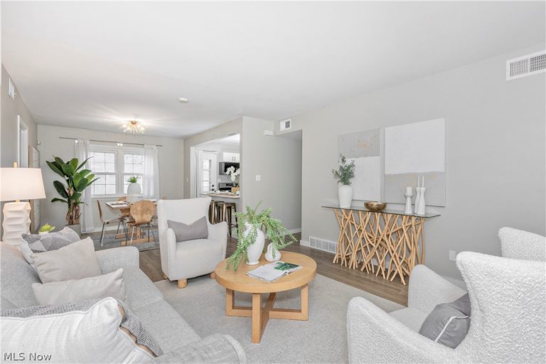 754 Hemlock Drive, Euclid, OH - Photo 6