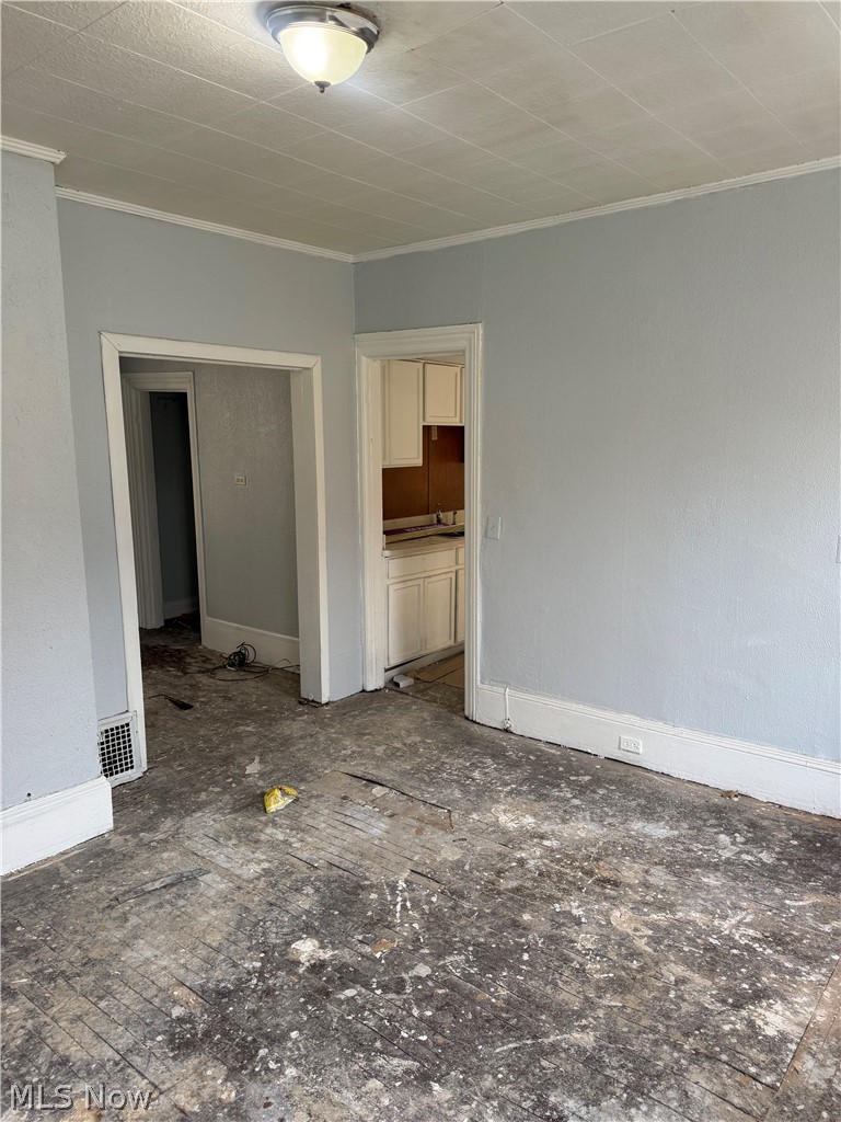 885 149th Street, Cleveland, OH - Photo 8