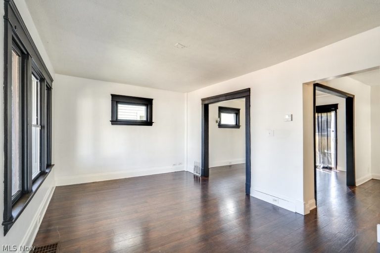 4276 21st Street, Cleveland, OH - Photo 3