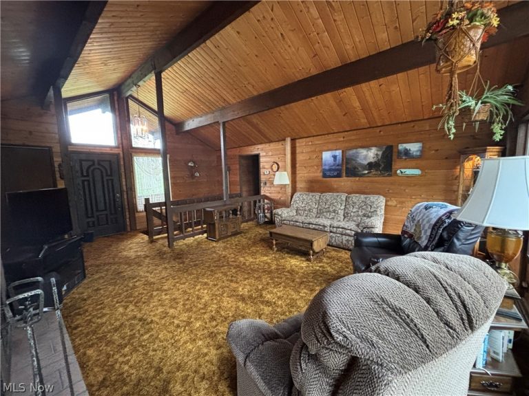 2180 Kimberley Drive, Dover, OH - Photo 8