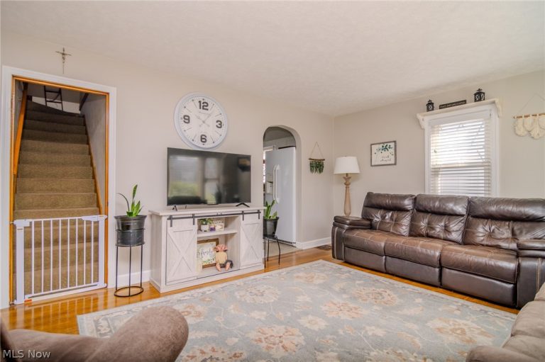 4055 Highland Avenue, Shadyside, OH - Photo 2