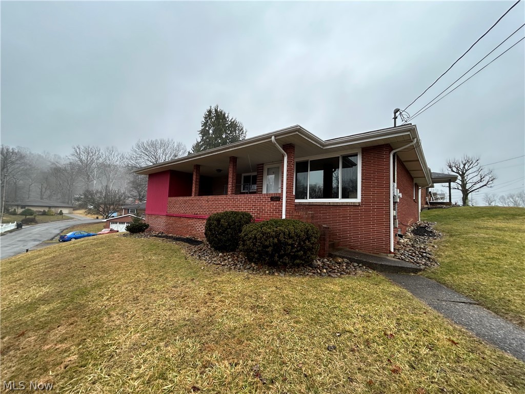 110 White Bell Circle, Wellsburg, WV