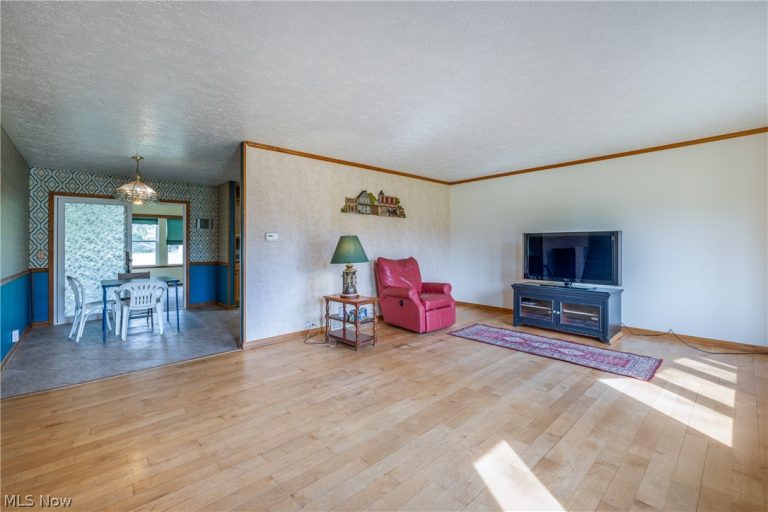 3900 Case Road, Avon, OH - Photo 3