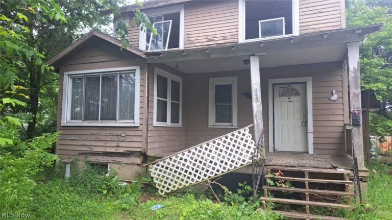 224 Atcheson Avenue, Mansfield, OH - Photo 2