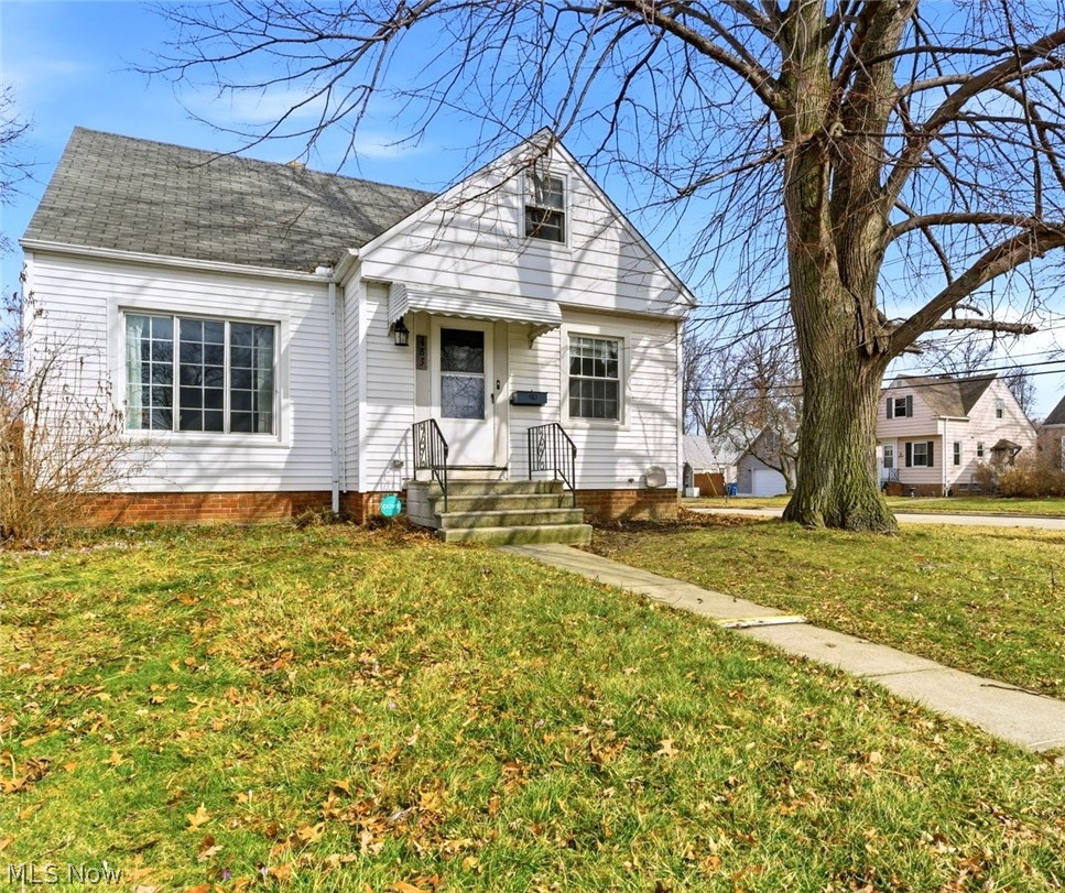 483 330th Street, Willowick, OH