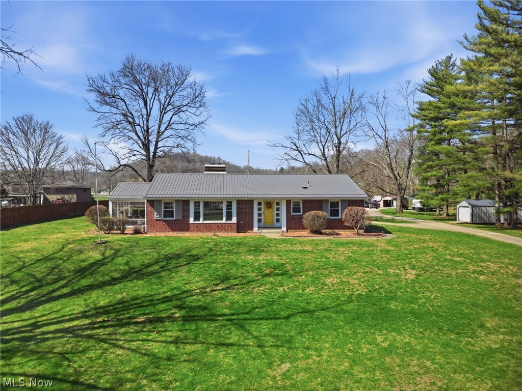 6655 Ceramic Rd, Crooksville, OH