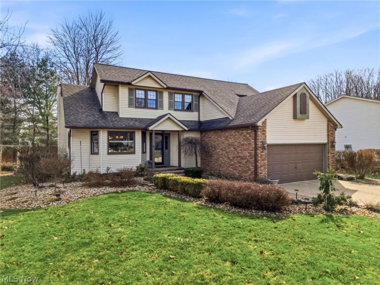 105 Ruth Avenue, Cortland, OH - Photo 2