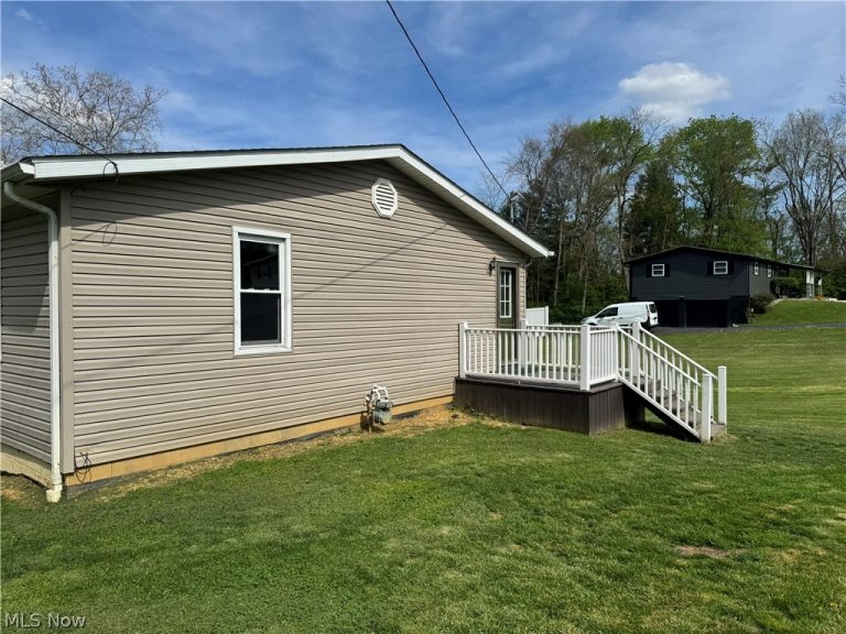 2140 Potts Lane, Zanesville, OH - Photo 4