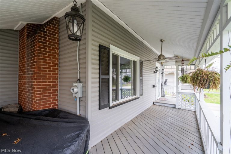 1524 Hollywood Street, Warren, OH - Photo 5