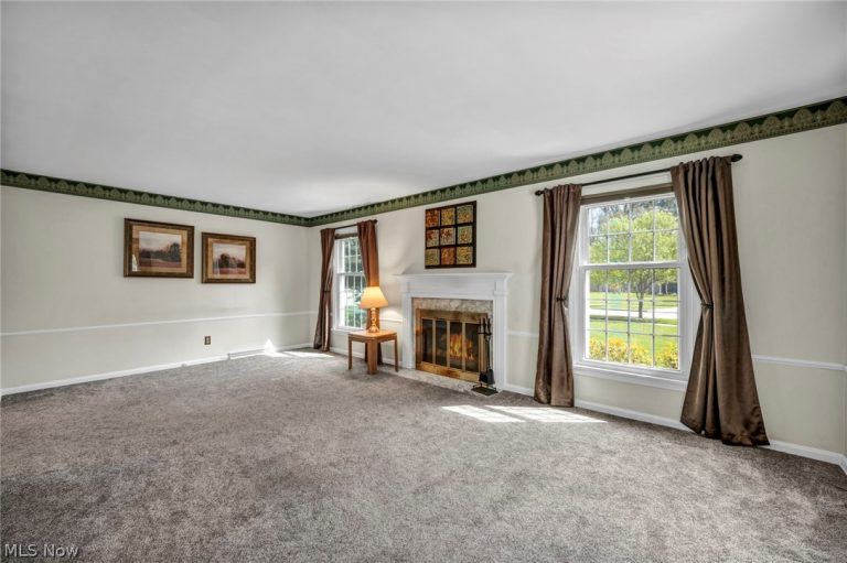 23066 Stoneybrook Drive, North Olmsted, OH - Photo 8
