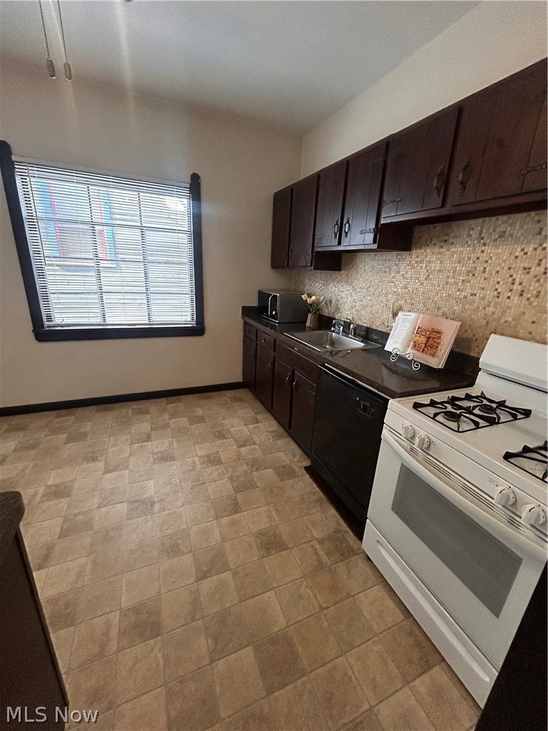 1707 31st Place, Cleveland, OH - Photo 5