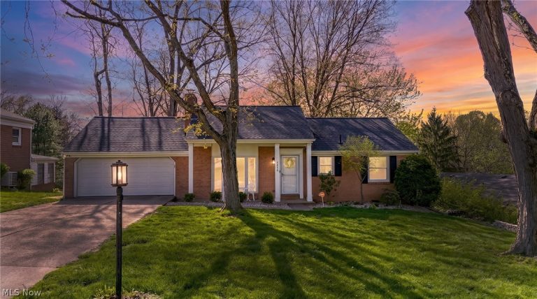 1259 Chandler Avenue, North Canton, OH, 44720