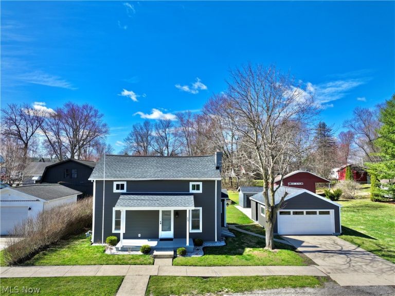 124 2nd Avenue, Beach City, OH - Photo 2
