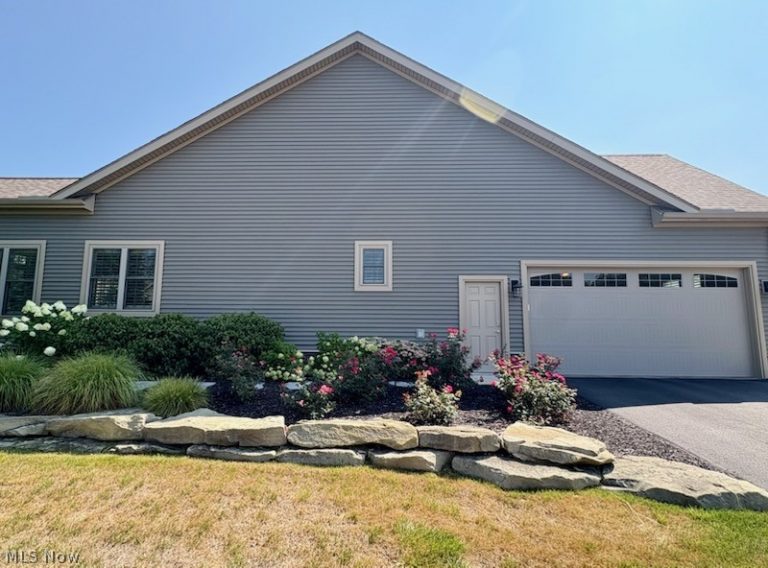 2939 Briarwood Court, Poland, OH - Photo 2