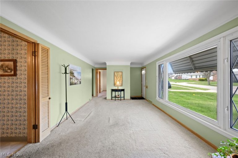 1849 Empire Road, Wickliffe, OH - Photo 5