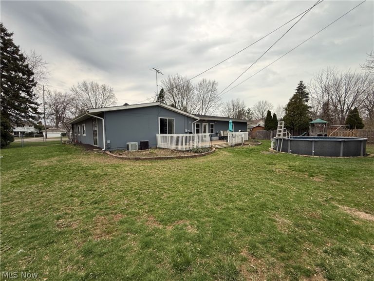 7145 Lakeshore Boulevard, Mentor, OH - Photo 5