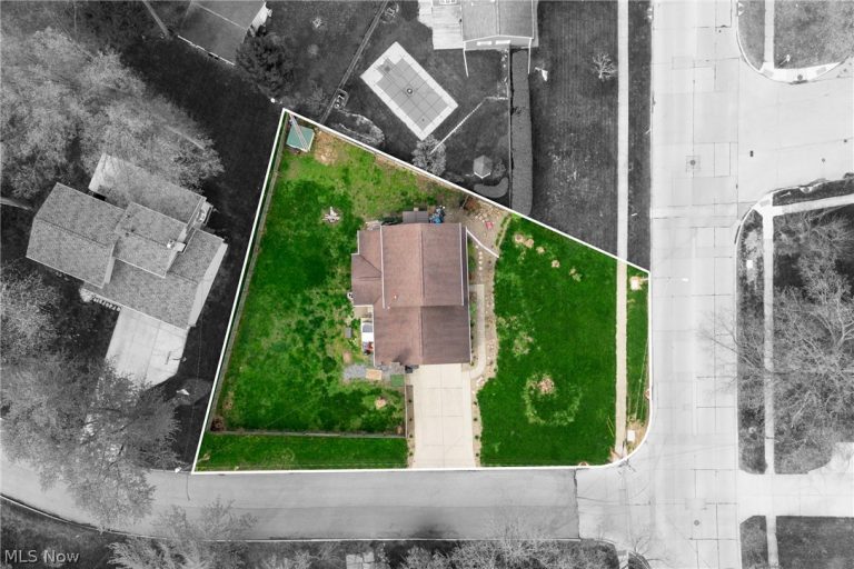 2204 Southeast Boulevard, Salem, OH - Photo 5