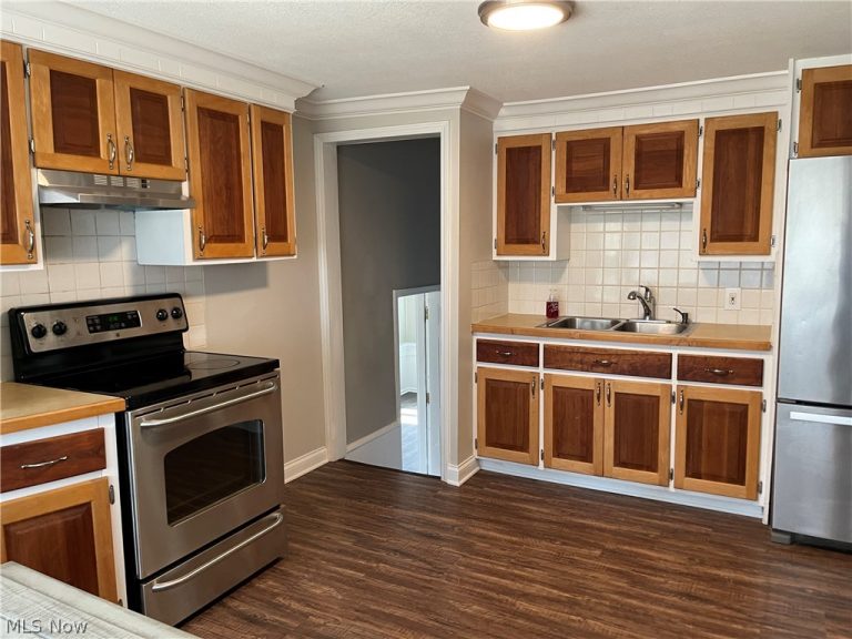 2958 Turkeyfoot Lake Road, Uniontown, OH - Photo 3