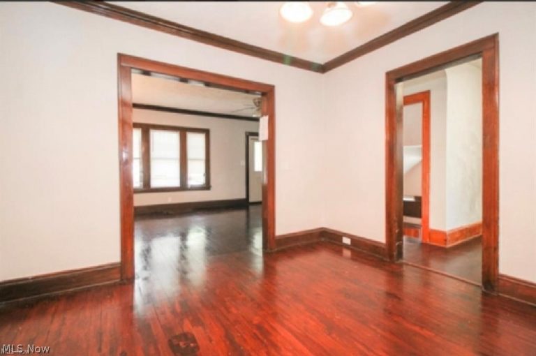 971 Rushleigh Road, Cleveland Heights, OH - Photo 5