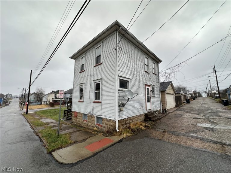 612 Pittsburgh Street, Steubenville, OH - Photo 3