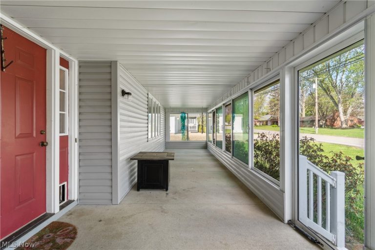 527 Main Street, Dalton, OH - Photo 4