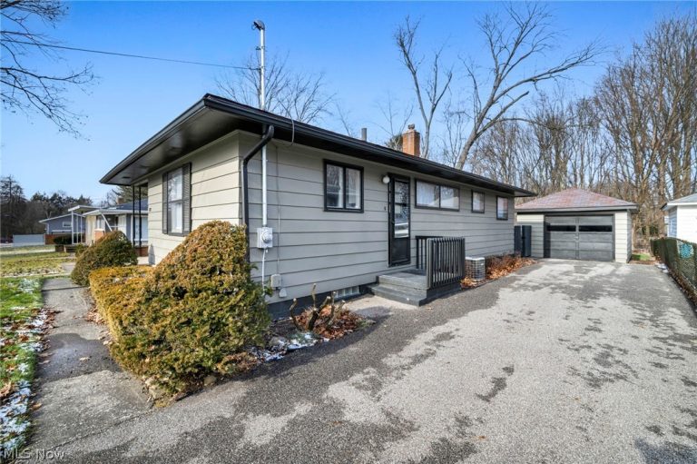 1171 Jason Avenue, Akron, OH - Photo 6