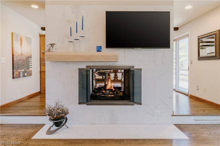 8 Louis Drive, Pepper Pike, OH - Photo 8