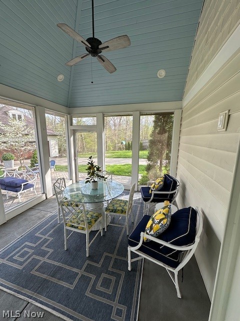 994 Robinwood Hills Drive, Akron, OH - Photo 5