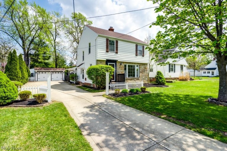 1547 Richmond Road, Lyndhurst, OH, 44124