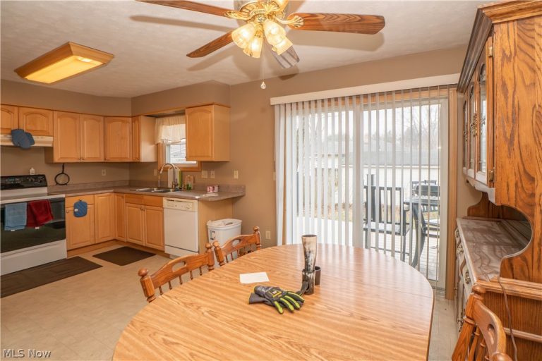 856 Morningview Avenue, Akron, OH - Photo 5