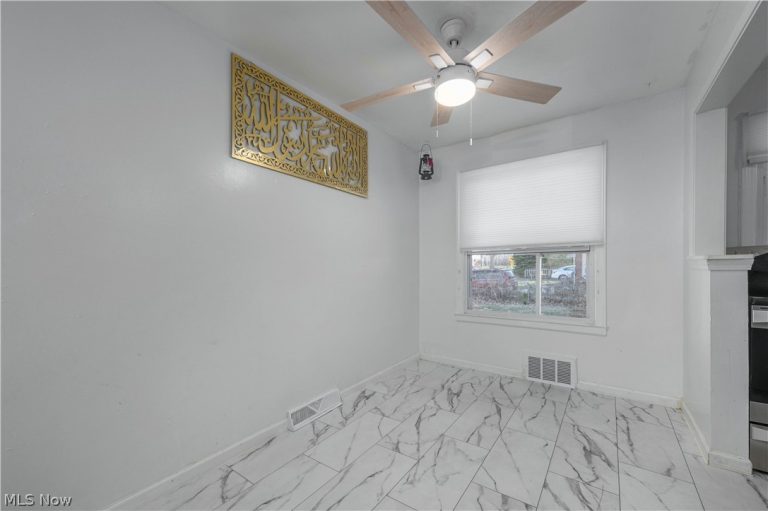 14101 Rainbow Avenue, Cleveland, OH - Photo 8