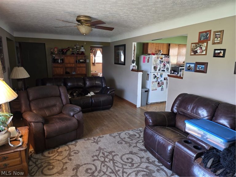 3448 Akins Road, North Royalton, OH - Photo 2