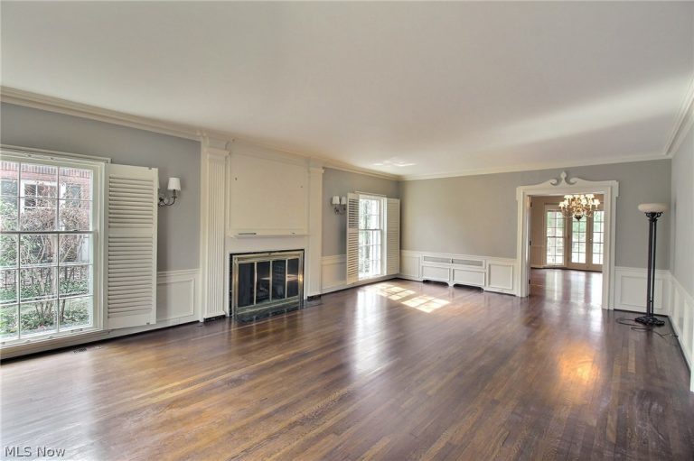 2710 Chesterton Road, Shaker Heights, OH - Photo 3