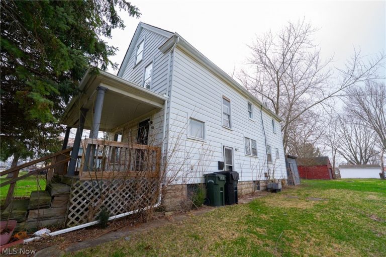 148 Oak Street, Elyria, OH - Photo 4