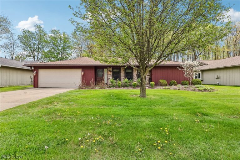 14747 Hartford Trail, Strongsville, OH - Photo 2